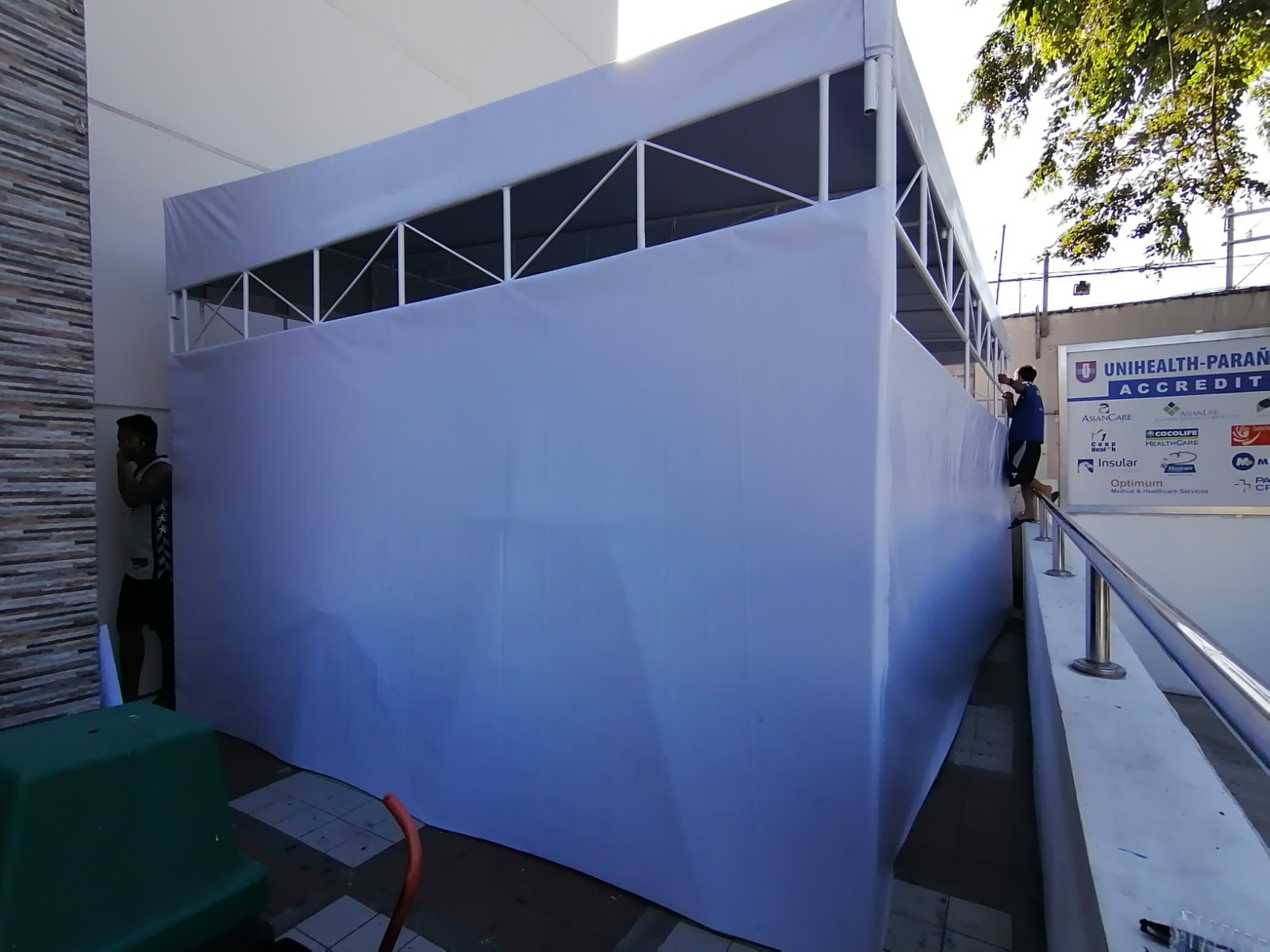 isolation tent